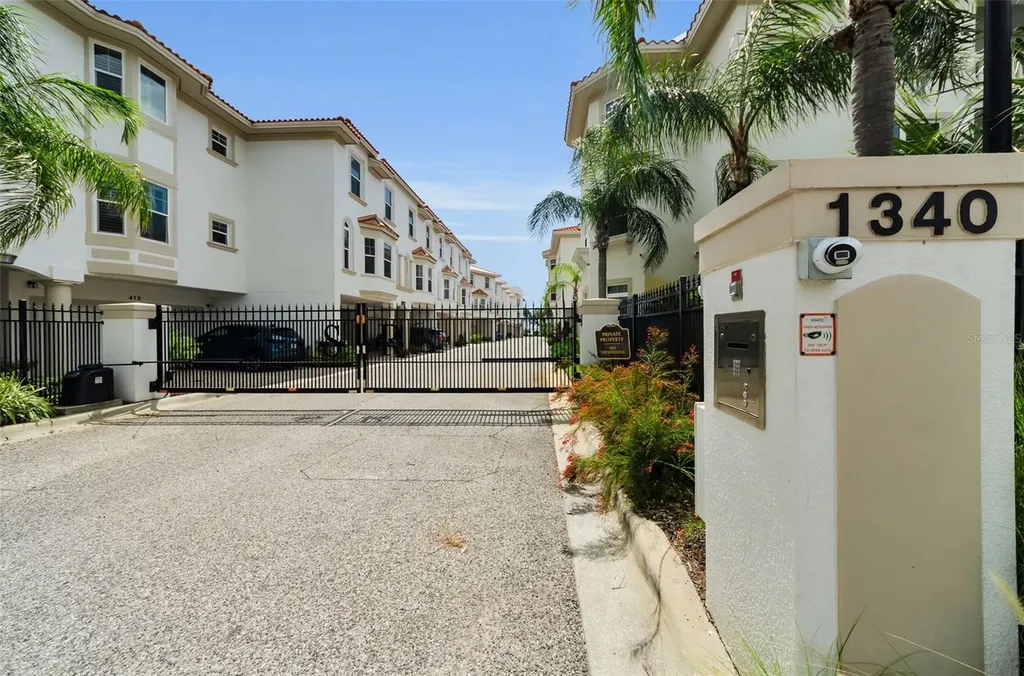 1340 Bayshore Boulevard Dunedin FL 34698