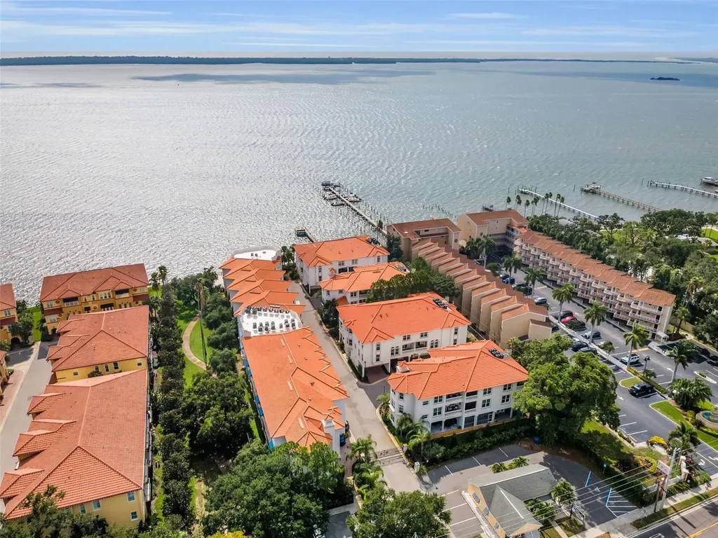 1340 Bayshore Boulevard Dunedin FL 34698