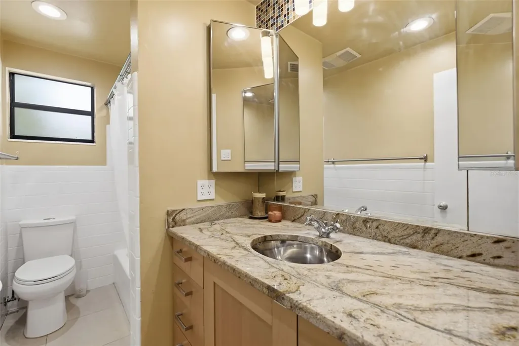 609 W River Drive Tampa FL 33617