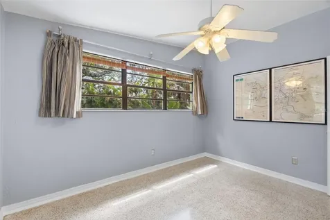 609 W River Drive Tampa FL 33617