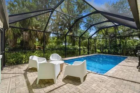 609 W River Drive Tampa FL 33617