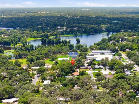 609 W River Drive Tampa FL 33617