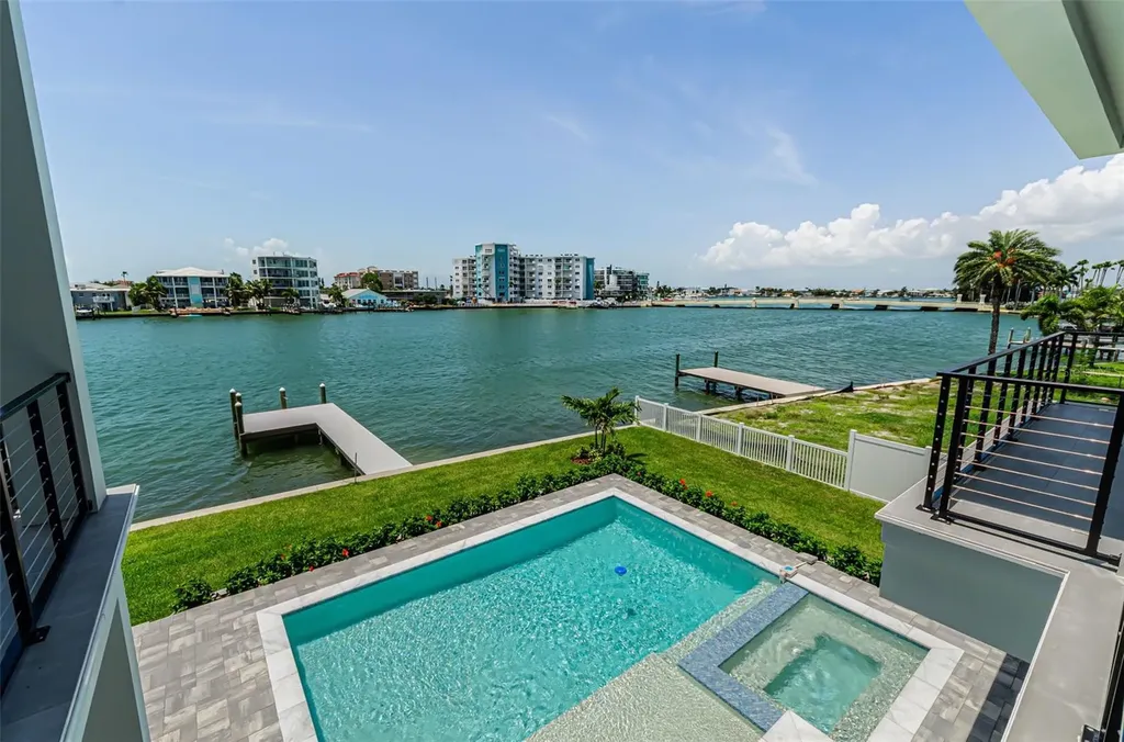 43 Dolphin Drive Treasure Island FL 33706