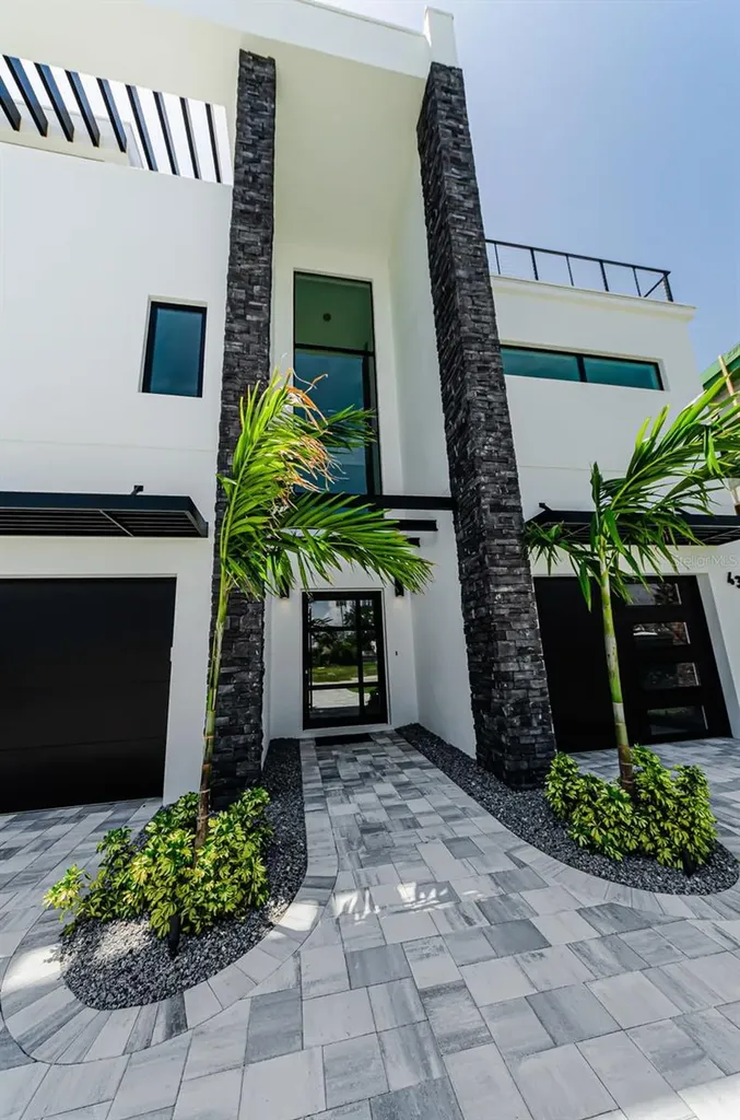43 Dolphin Drive Treasure Island FL 33706