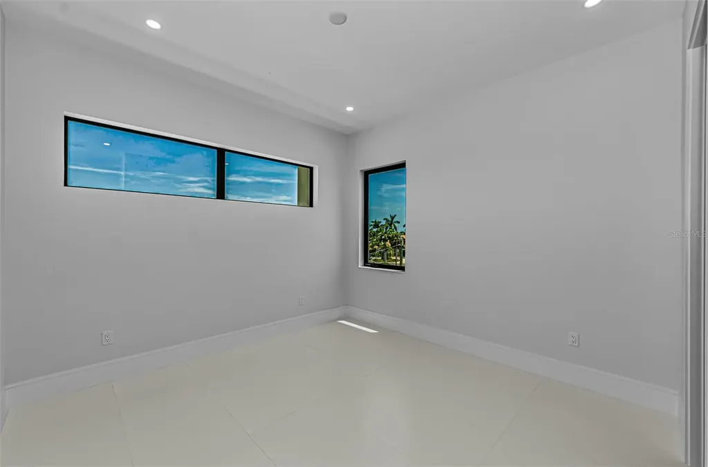 43 Dolphin Drive Treasure Island FL 33706