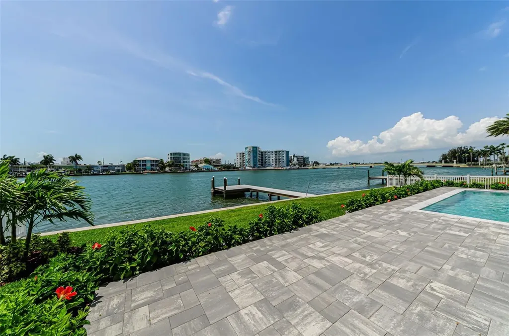 43 Dolphin Drive Treasure Island FL 33706