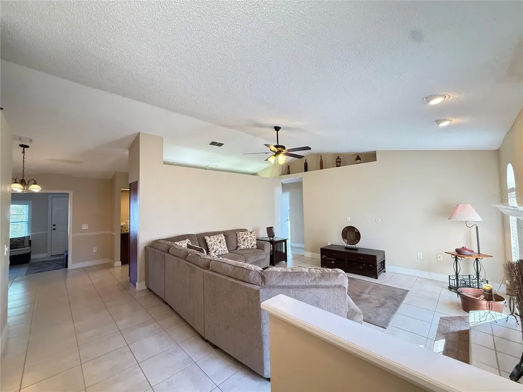 3210 Thoroughbred Loop Lakeland FL 33811