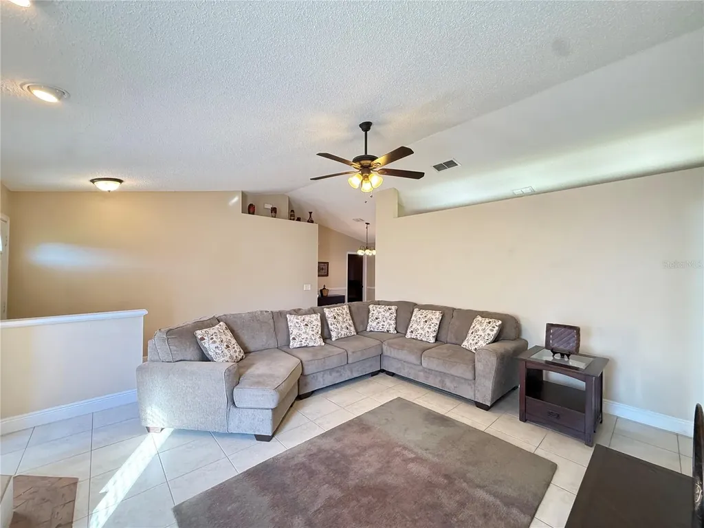 3210 Thoroughbred Loop Lakeland FL 33811