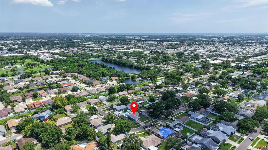 8153 Candlewoode Drive Largo FL 33773