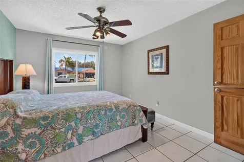 8153 Candlewoode Drive Largo FL 33773