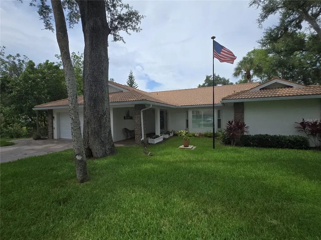 3601 Garden Lakes Clenet Bradenton FL 34203