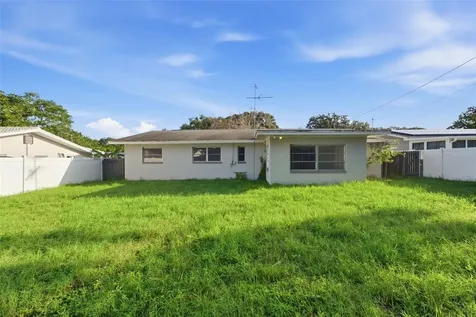 1387 Bellevue Boulevard Clearwater FL 33756