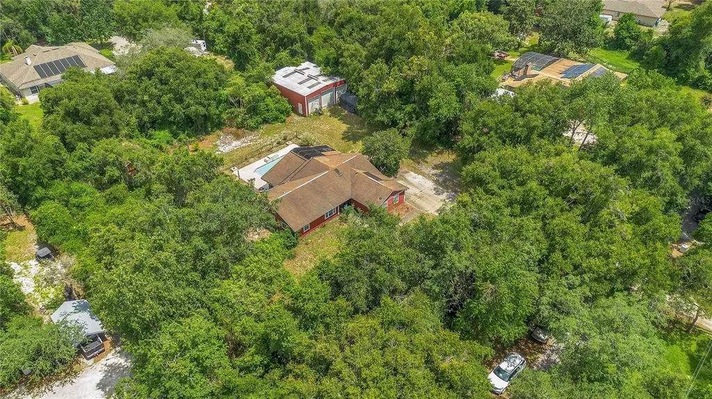 121 Azalea Road Debary FL 32713