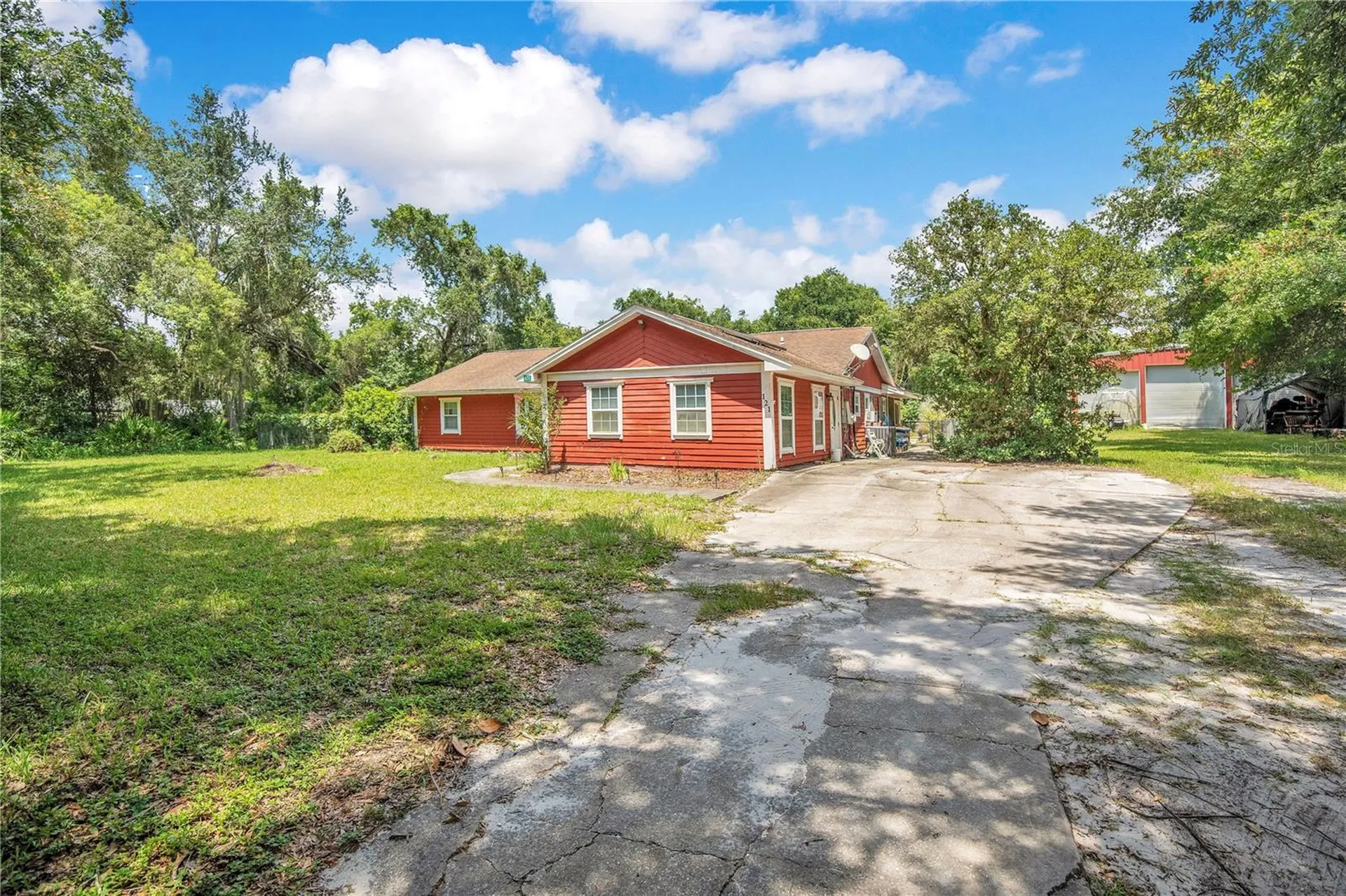 121 Azalea Road Debary FL 32713