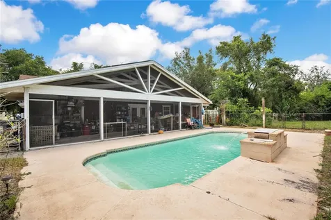 121 Azalea Road Debary FL 32713