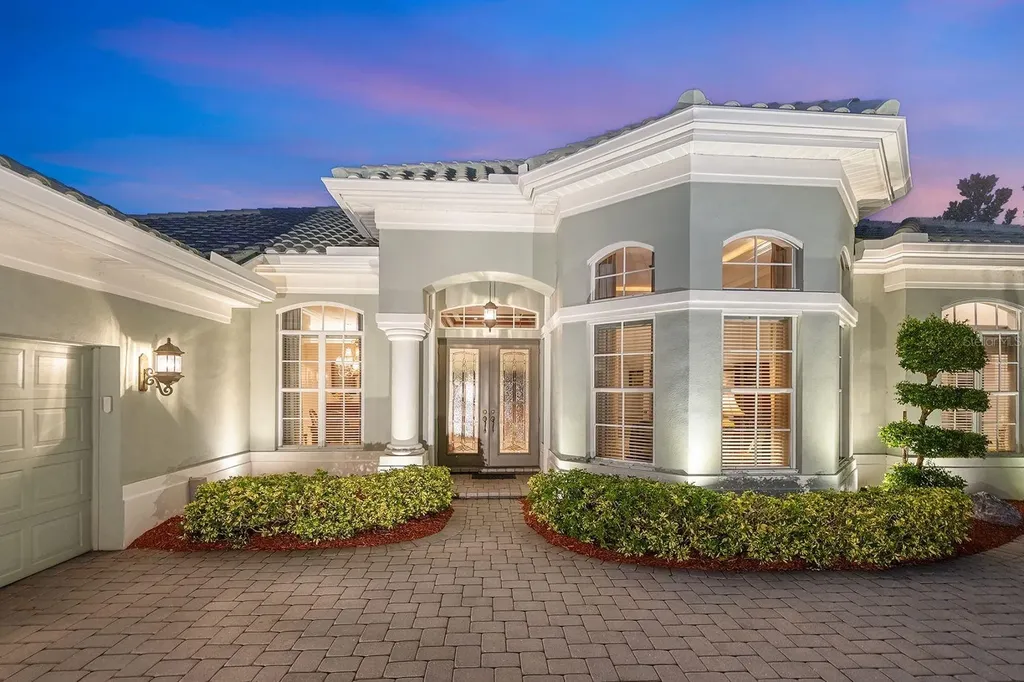 24 Grand Palms Boulevard Englewood FL 34223