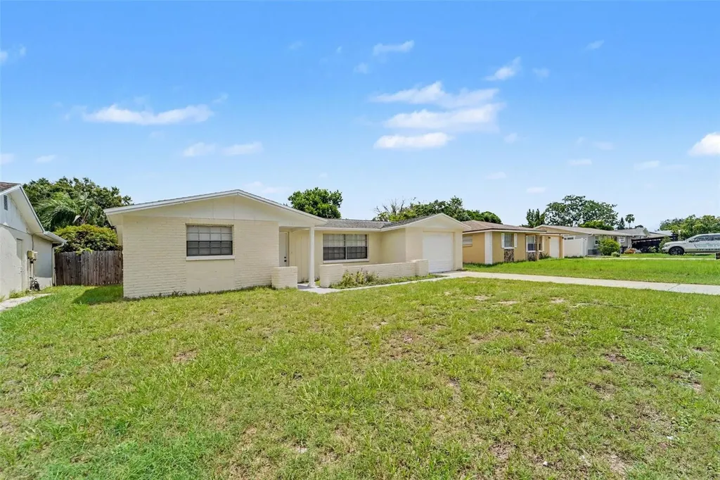 5102 School Road New Port Richey FL 34653