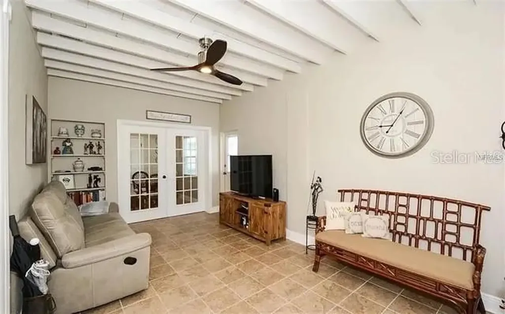 5909 Albert Place Sarasota FL 34231