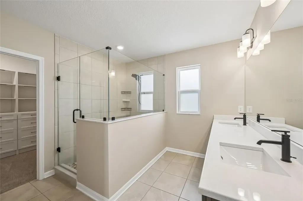 4702 Birdsong Drive Palmetto FL 34221