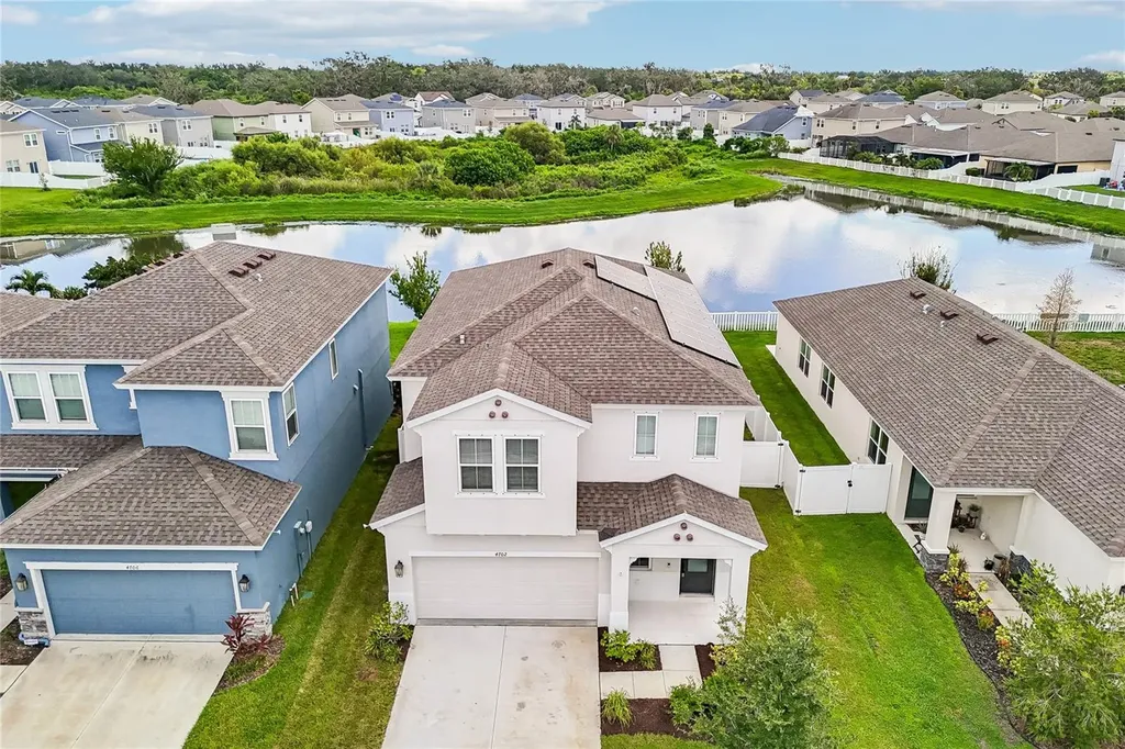 4702 Birdsong Drive Palmetto FL 34221