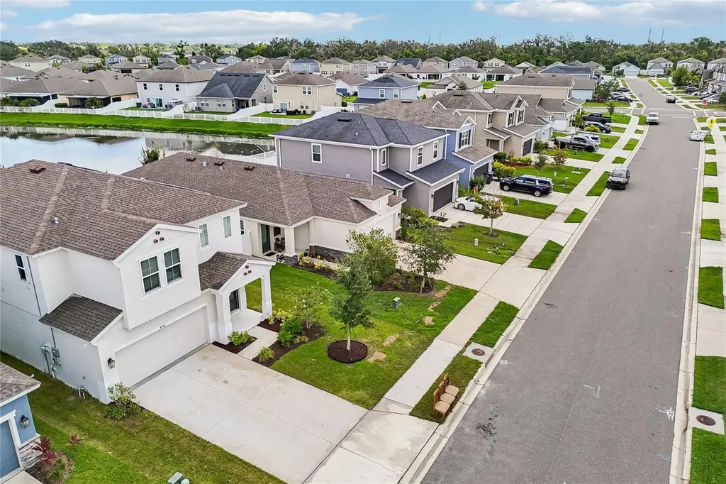 4702 Birdsong Drive Palmetto FL 34221
