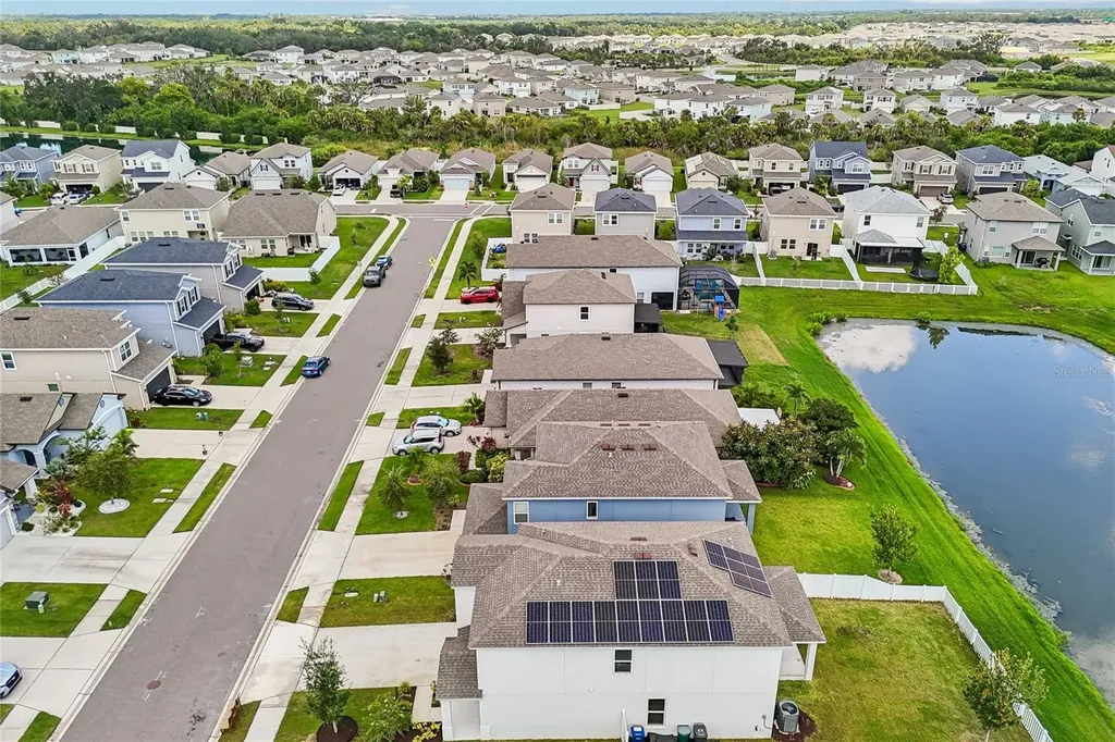 4702 Birdsong Drive Palmetto FL 34221