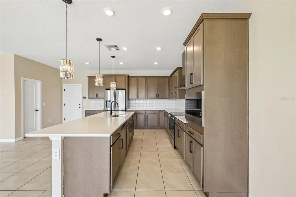 4702 Birdsong Drive Palmetto FL 34221