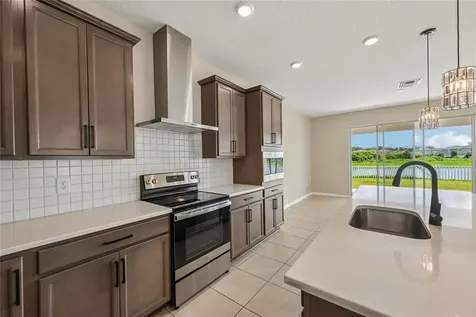 4702 Birdsong Drive Palmetto FL 34221