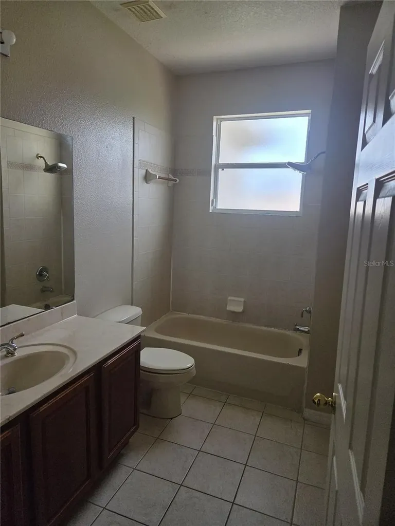 3798 Eagle Isle Circle Kissimmee FL 34746