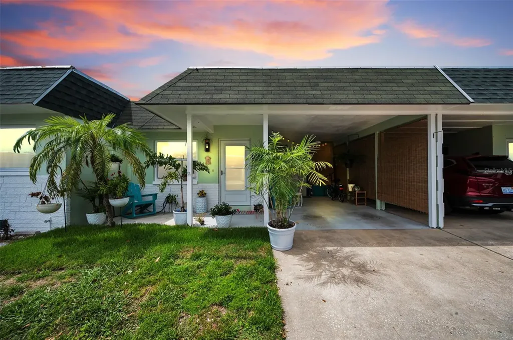845 Sky Loch Drive S Dunedin FL 34698