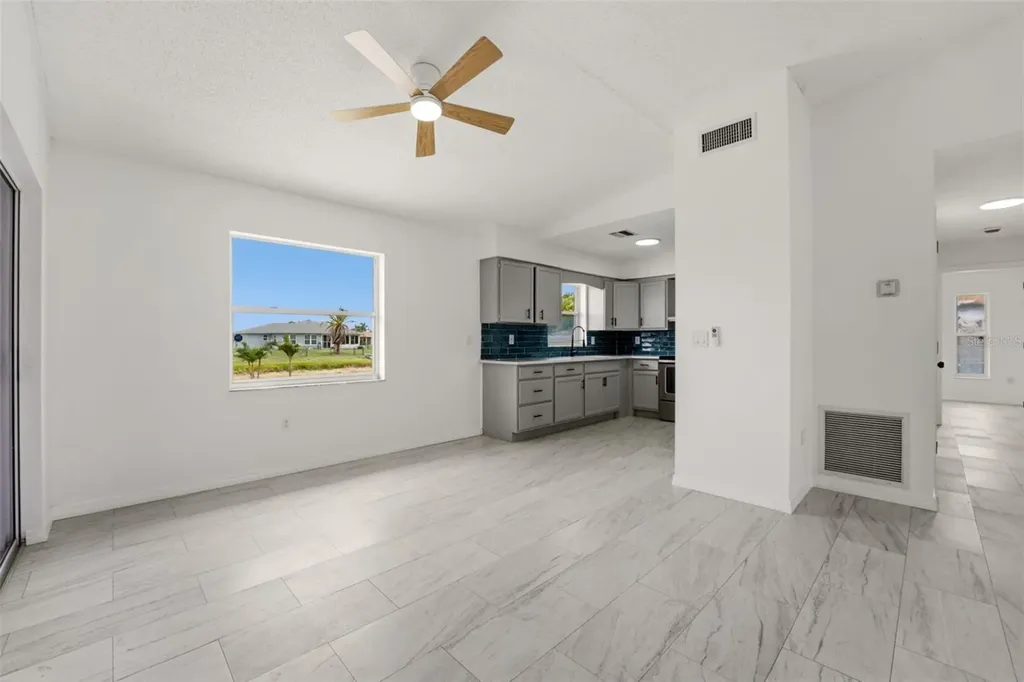 192 Annapolis Lane Rotonda West FL 33947