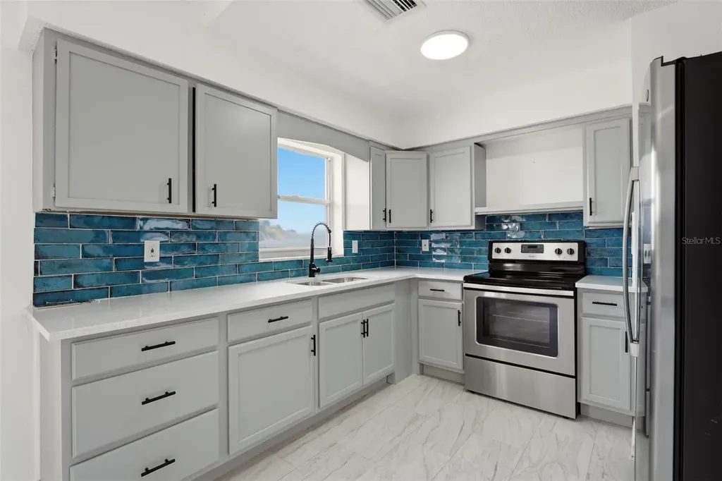 192 Annapolis Lane Rotonda West FL 33947