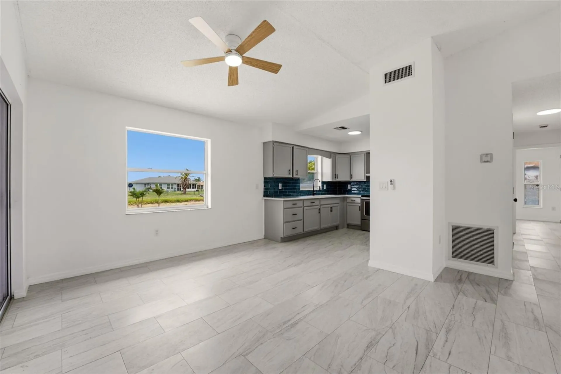 192 Annapolis Lane Rotonda West FL 33947