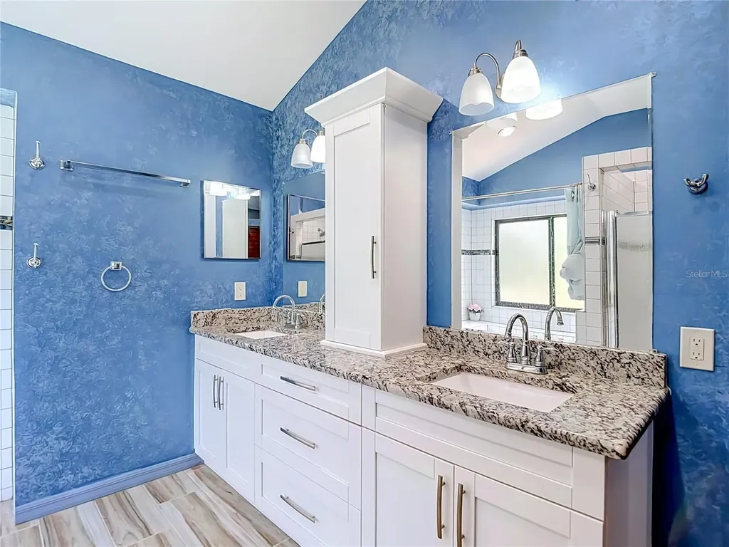 16040 Penwood Drive Tampa FL 33647