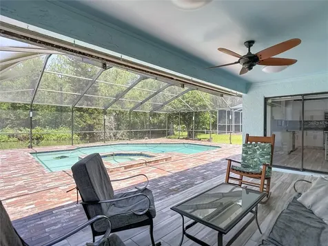 16040 Penwood Drive Tampa FL 33647