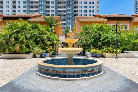 200 4th Avenue S St Petersburg FL 33701