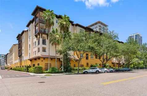 200 4th Avenue S St Petersburg FL 33701