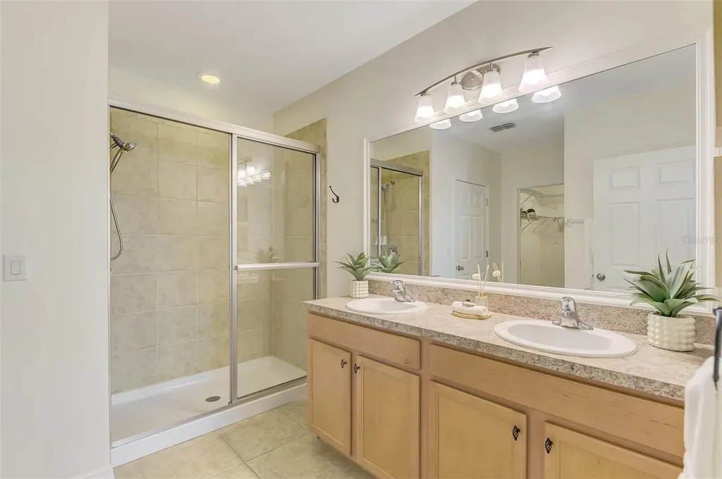 8905 Excelsior Loop Venice FL 34293