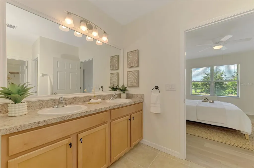 8905 Excelsior Loop Venice FL 34293