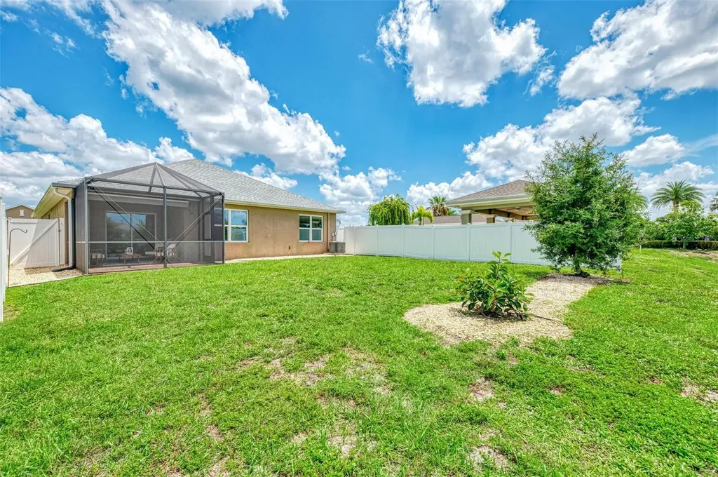 8905 Excelsior Loop Venice FL 34293