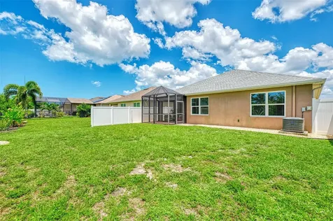 8905 Excelsior Loop Venice FL 34293