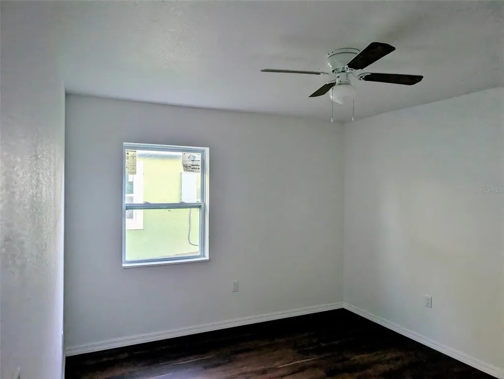 776 E Broadway Street Oviedo FL 32765