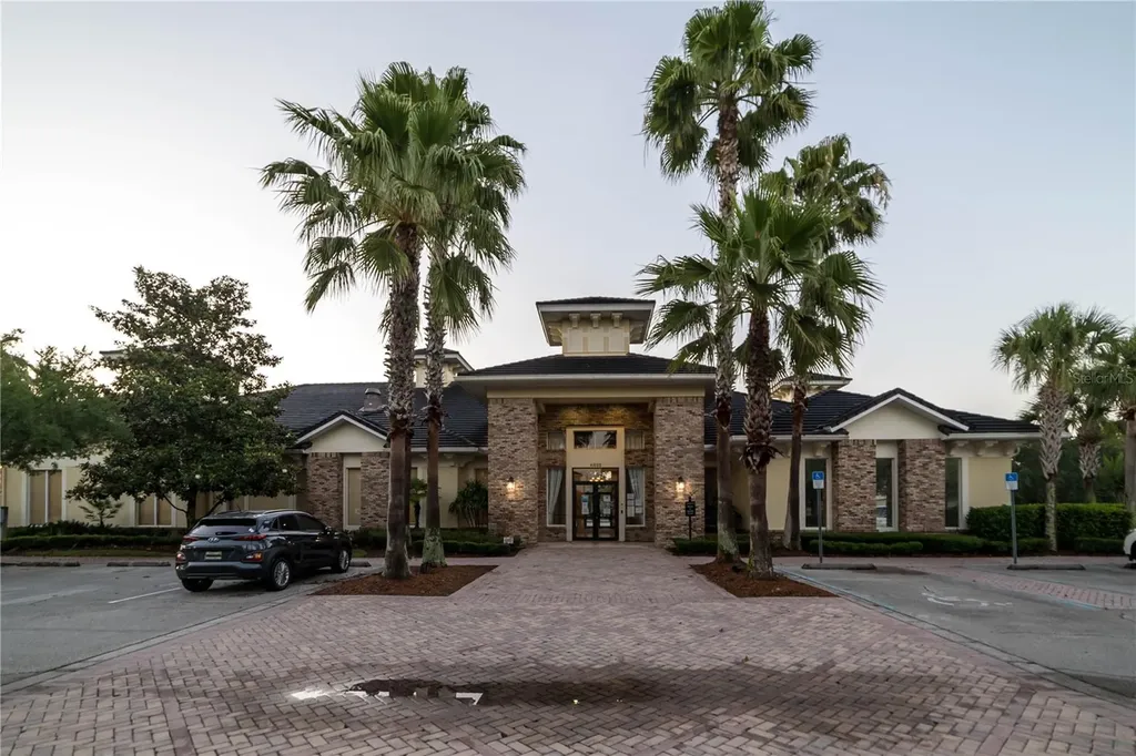 Orlando FL 32828