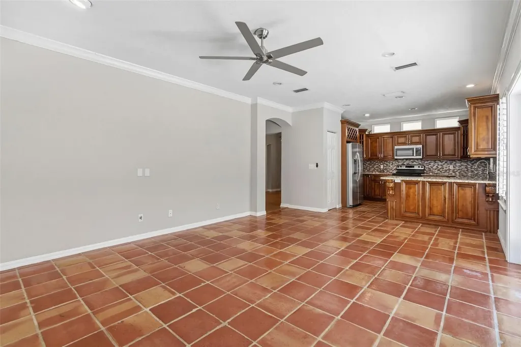 3710 W Leona Street Tampa FL 33629