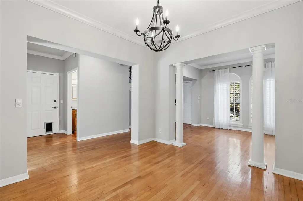 3710 W Leona Street Tampa FL 33629