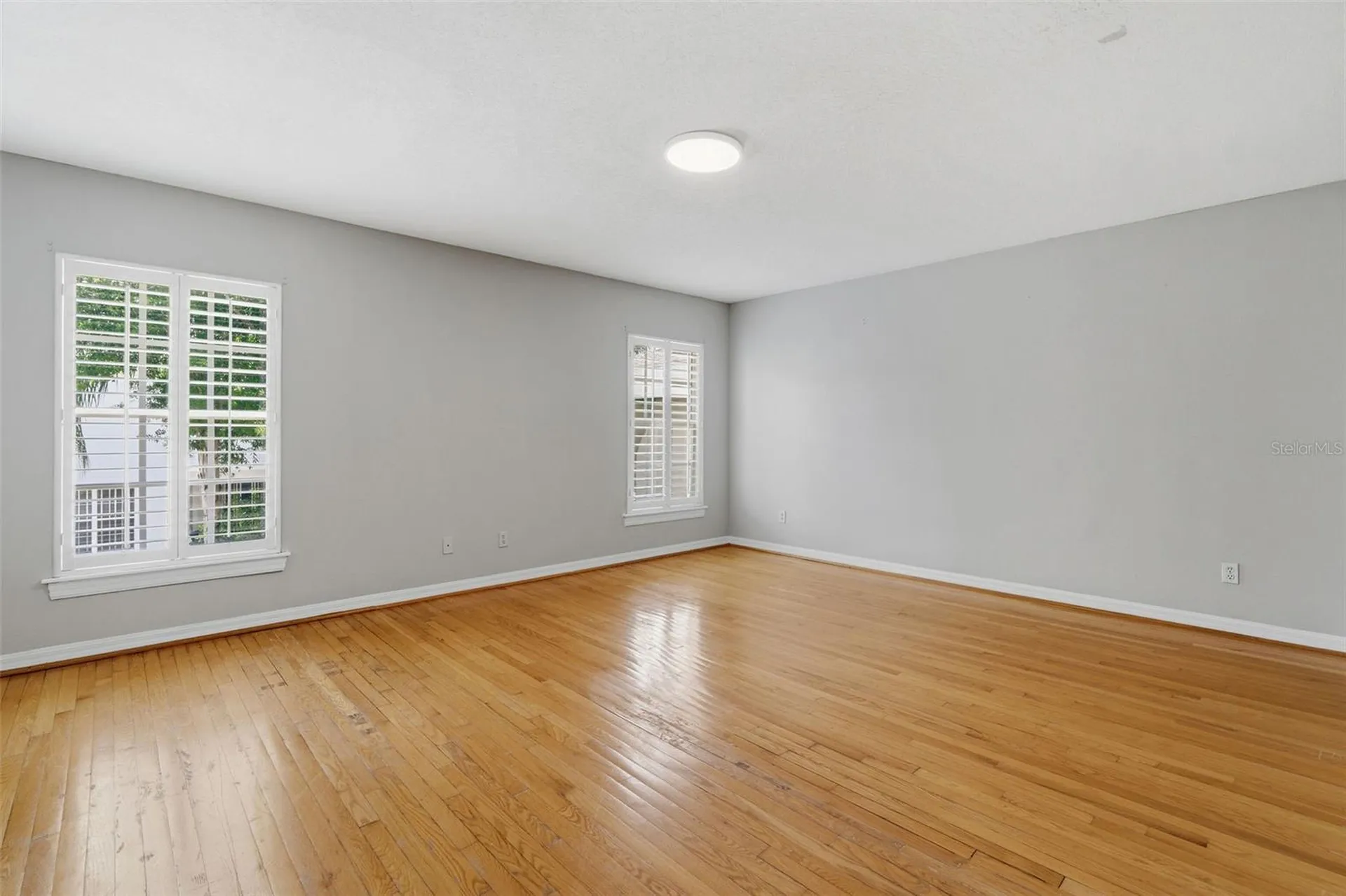 3710 W Leona Street Tampa FL 33629