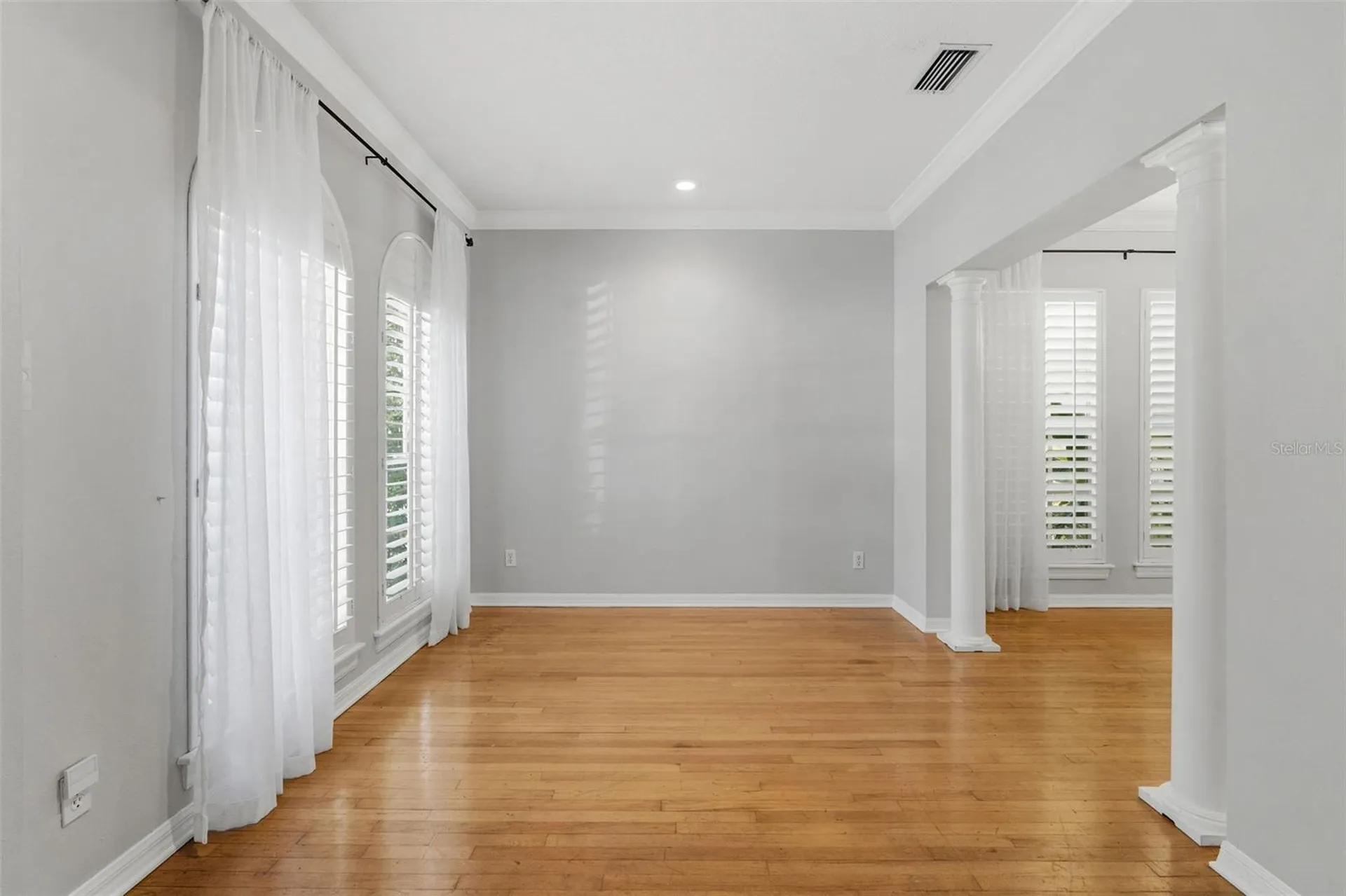 3710 W Leona Street Tampa FL 33629