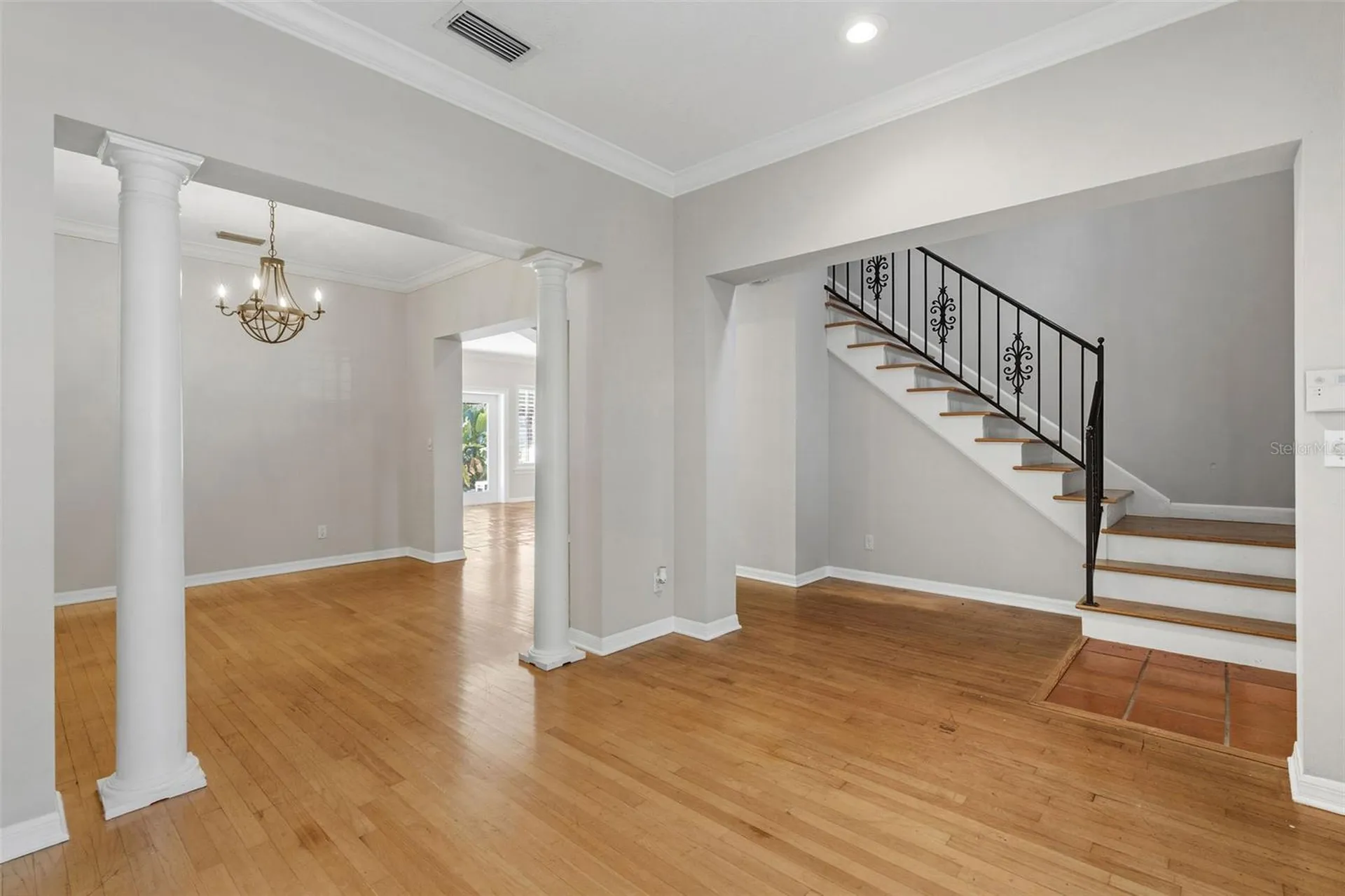 3710 W Leona Street Tampa FL 33629