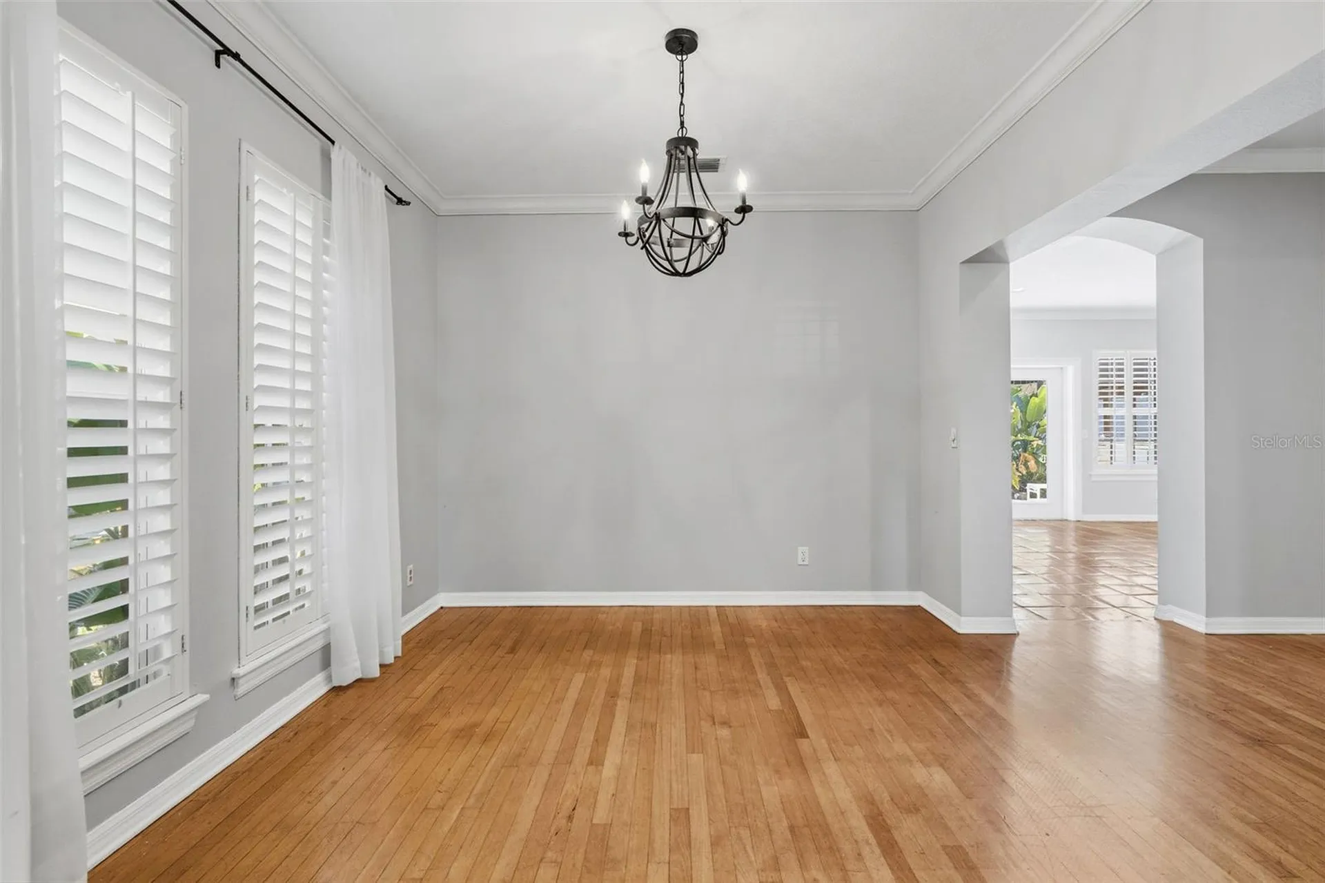 3710 W Leona Street Tampa FL 33629