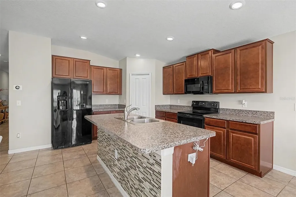9625 Sage Creek Drive Ruskin FL 33573